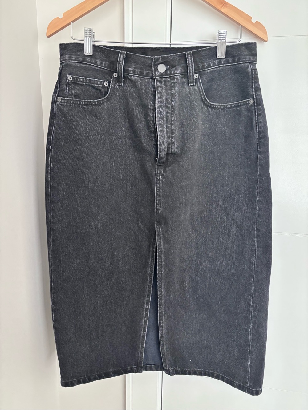 Denim Forum The ’90s Halle Denim Skirt – Black – Size 29
